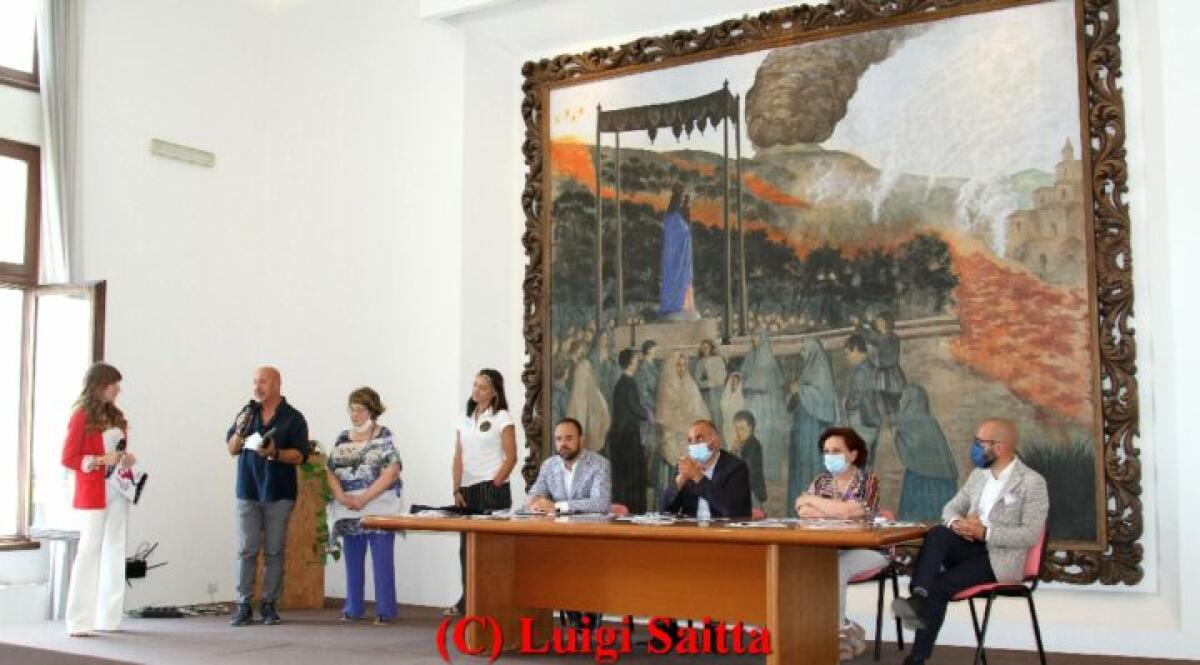 ZAFFERANA ETNEA: PRESENTATA ETNA IN SCENA 2021, MOLTE LE SERATE CON GRANDI ARTISTI - 