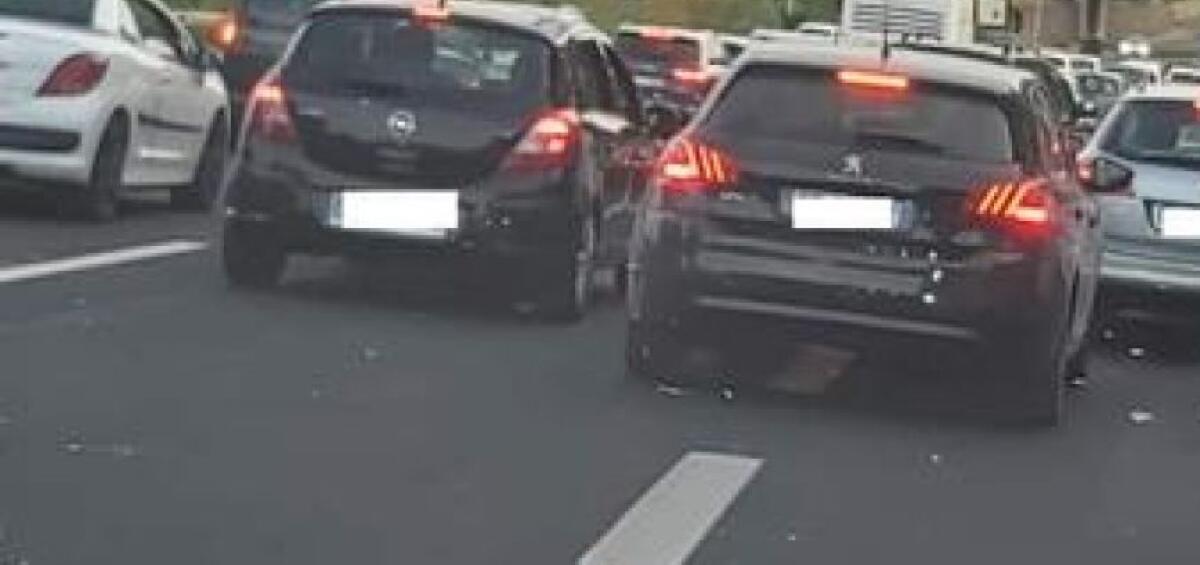 TRAFFICO: RIENTRI ANTICIPATI PER LA FINALE EURO 2021, CODE DI 9 KM AL CASELLO SAN GREGORIO - 