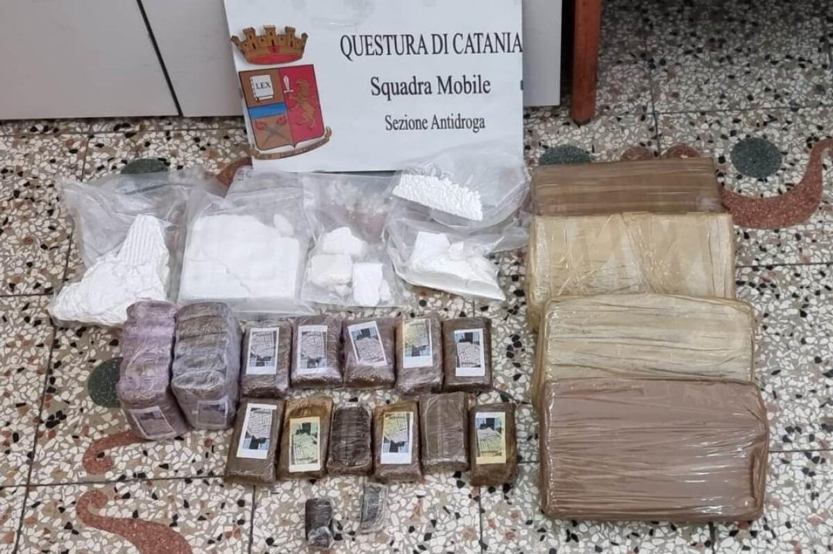 CATANIA: POLIZIA SEQUESTRA 5 KG COCAINA E 2 KG MARIJUANA, TRE ARRESTI - 