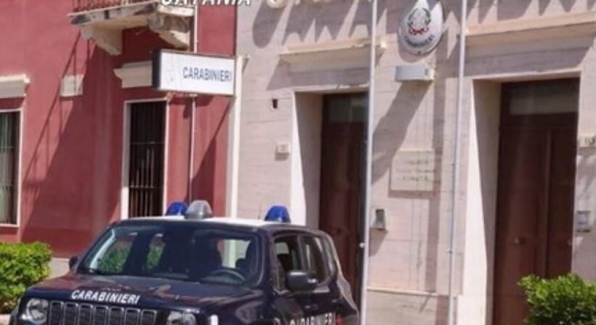 RAMACCA: AI DOMICILIARI LITIGA CON IL PADRE E DECIDE DI TORNARE IN CARCERE - 