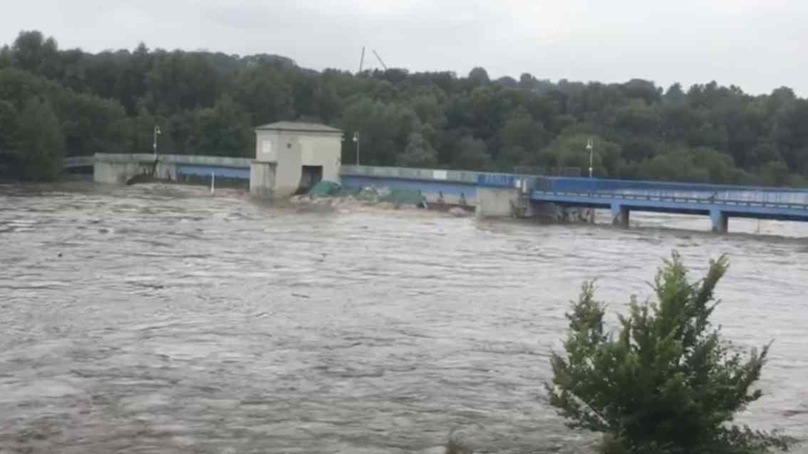 MALTEMPO IN GERMANIA, SALGONO A 49 I MORTI E DECINE DI DISPERSI PER LE INONDAZIONI