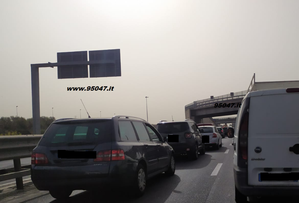 SS121:  LAVORI ANAS, LUNGHE CODE IN DIREZIONE CATANIA