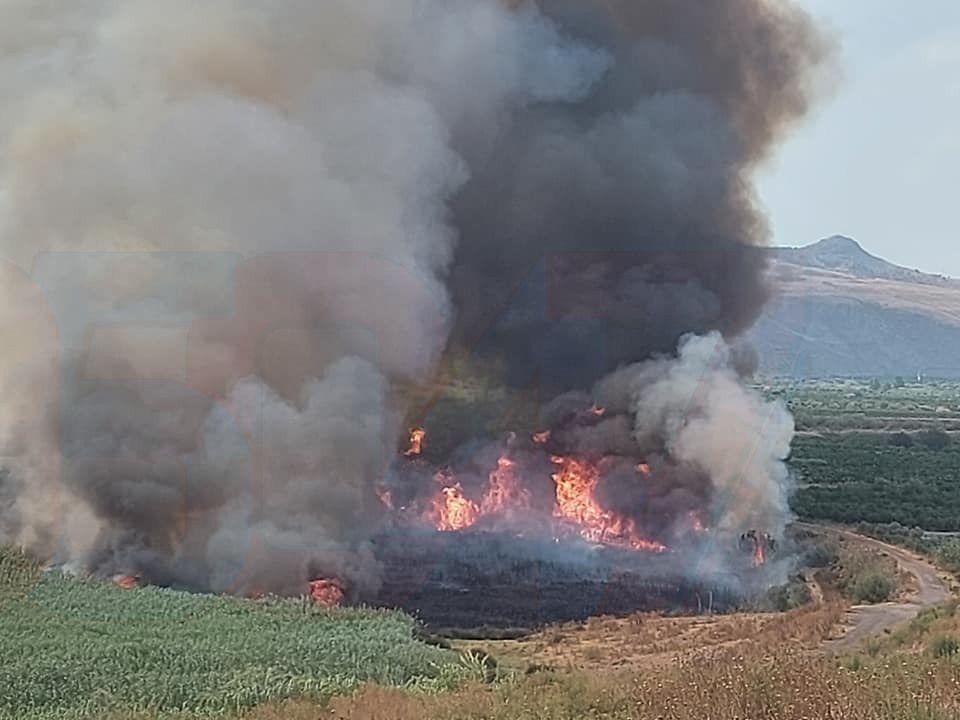 VASTO INCENDIO A PONTE BARCA - FOTO E VIDEO