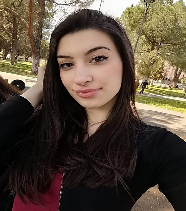 SIMONA CIRANNA ISTITUTO FRANCESCO DE SANCTIS 5°Sez. AP