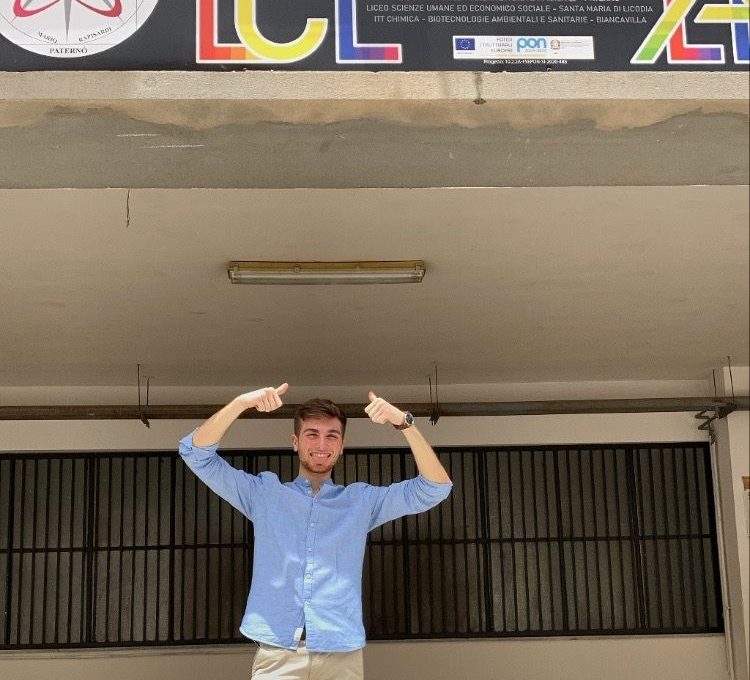 GABRIELE GUARNERA LICEO CLASSICO MARIO RAPISARDI CLASSE 5° Sez. A