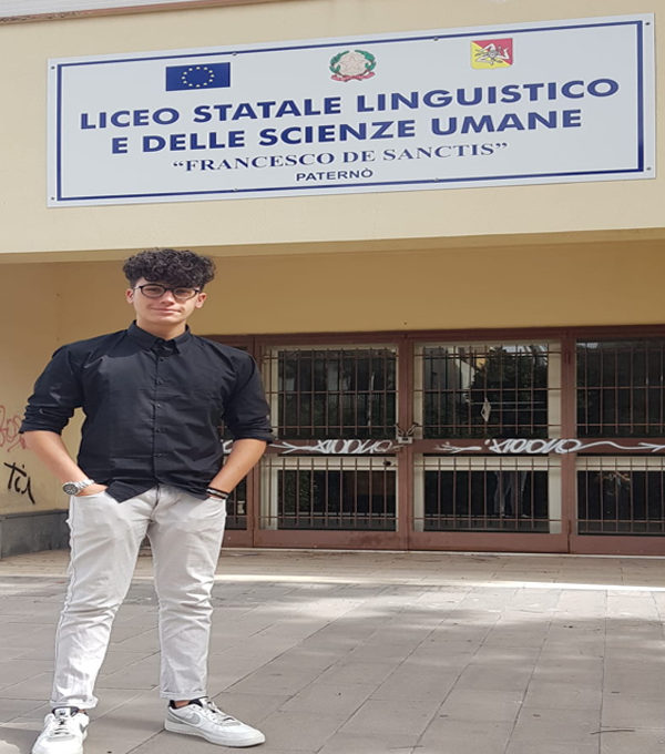 LORENZO COSTARELLIISTITUTO FRANCESCO DE SANCTIS 5°Sez. AL