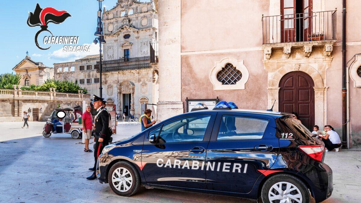 ORTIGIA: DIVERSE APECAR PER TURISTI SENZA ASSICURAZIONE, MEZZI SEQUESTRATI - 