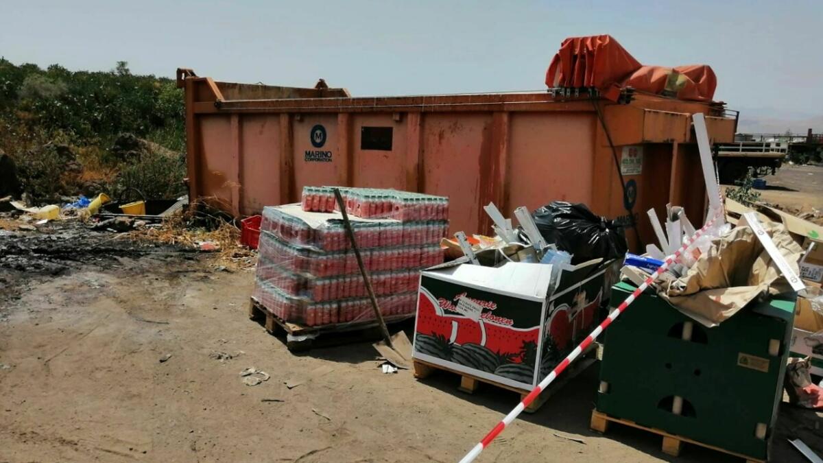 BIANCAVILLA:  SEQUESTRATA DALLA POLIZIA AMBIENTALE DISCARICA ABUSIVA - 