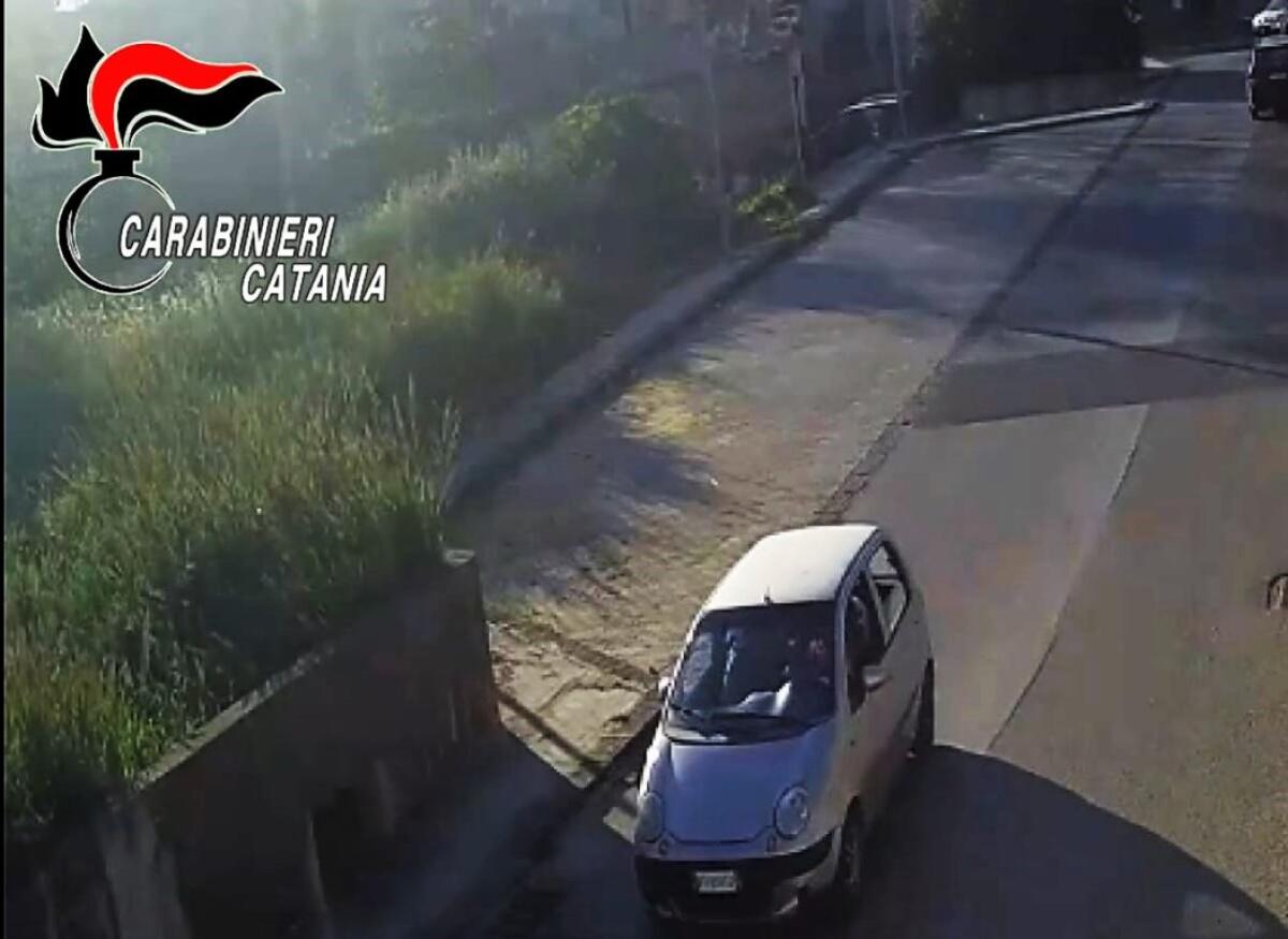 CALTAGIRONE. AVEVANO SCIPPATO UN’ANZIANA IN PIENO CENTRO: IDENTIFICATI ED ARRESTATI - 