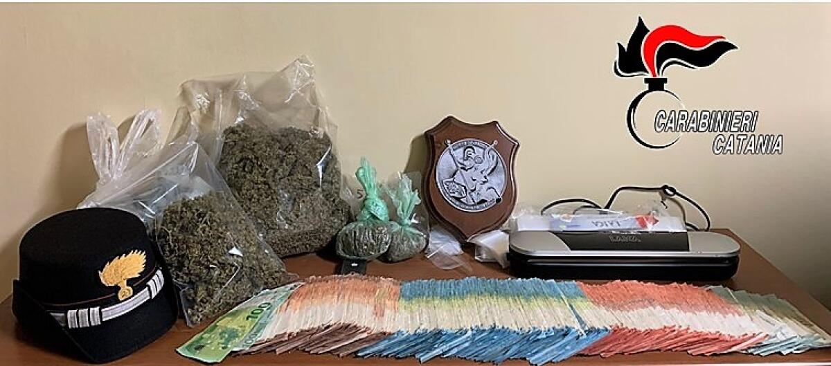 CATANIA. CONSEGNAVA LA DROGA IN SELLA ALLE NUOVE E-BIKE CITY   - 