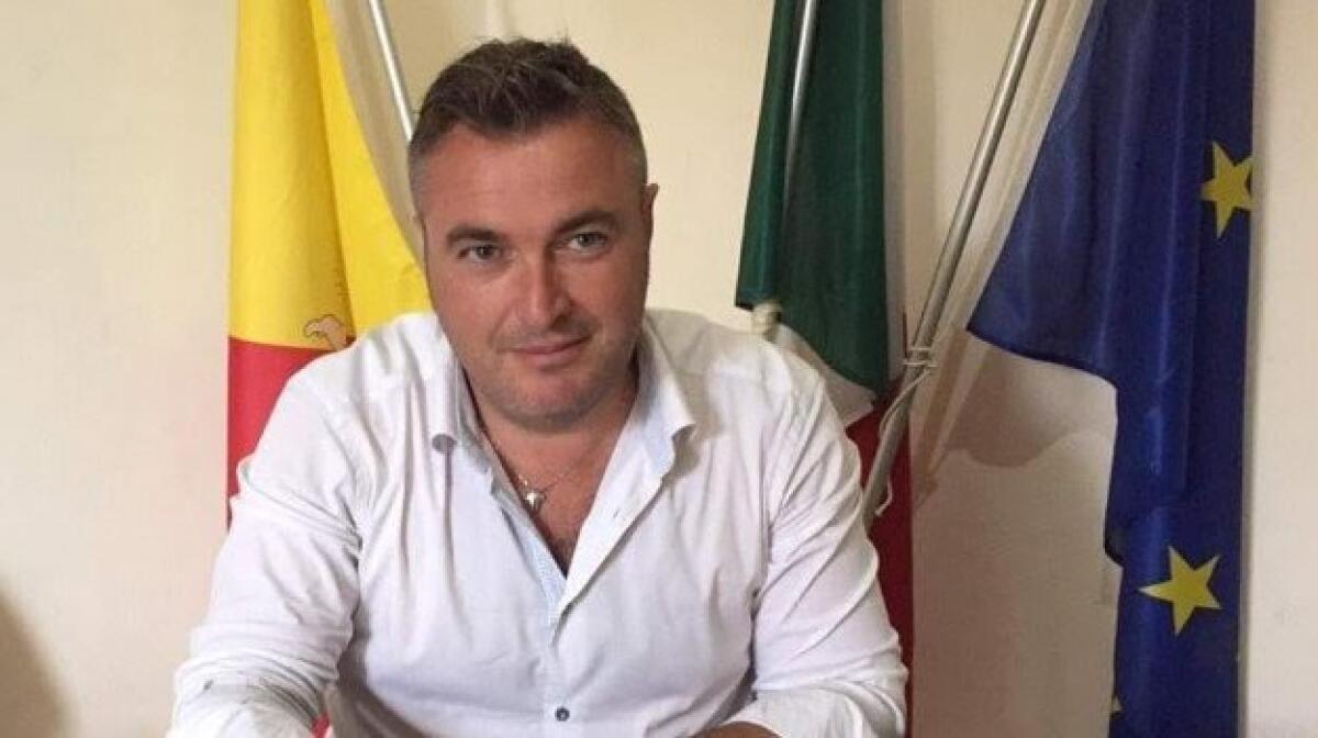 CHOC A FAVARA,UCCISO A COLPI DI PISTOLA L'EX PRESIDENTE DEL CONSIGLIO COMUNALE - 