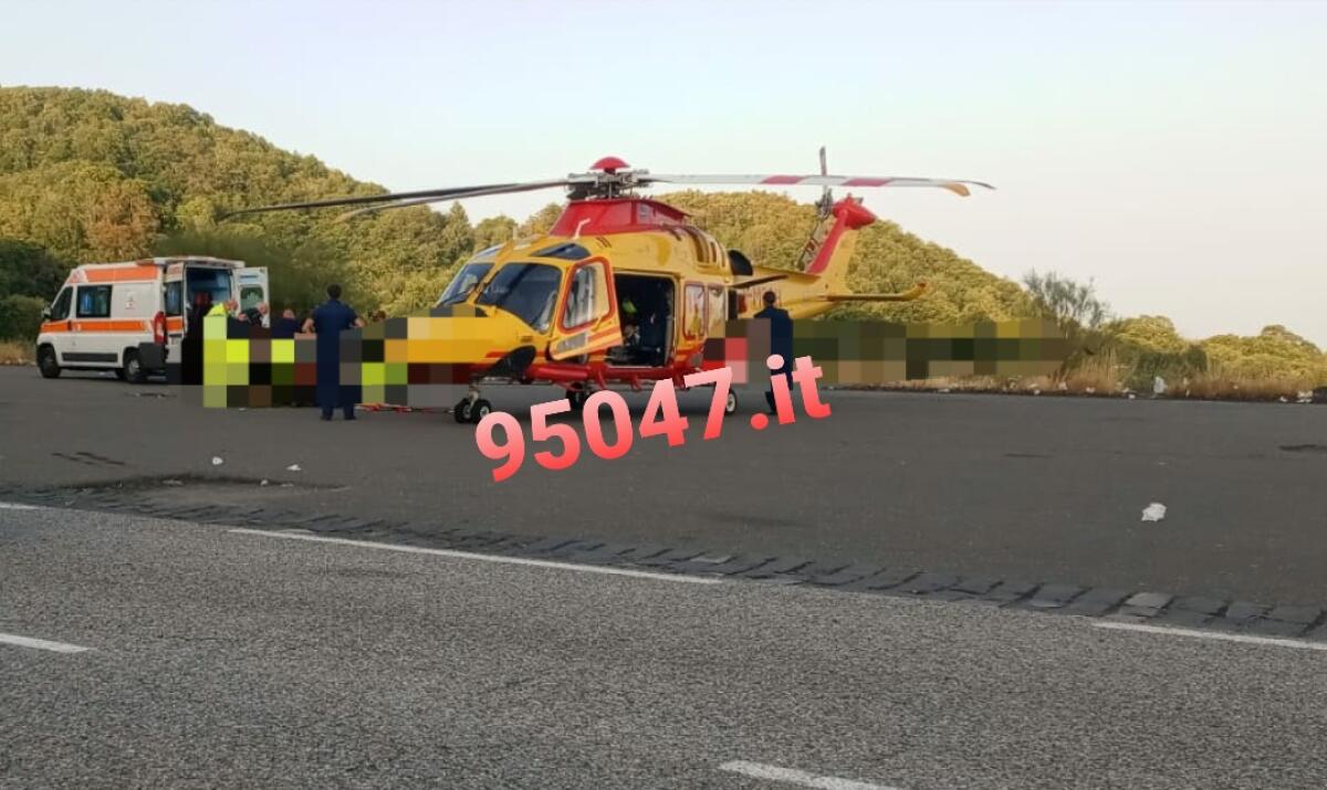 INCIDENTE STRADALE SULL’ETNA, CENTAURO CADE IN UN BURRONE. ELISOCCORSO SUL POSTO - 