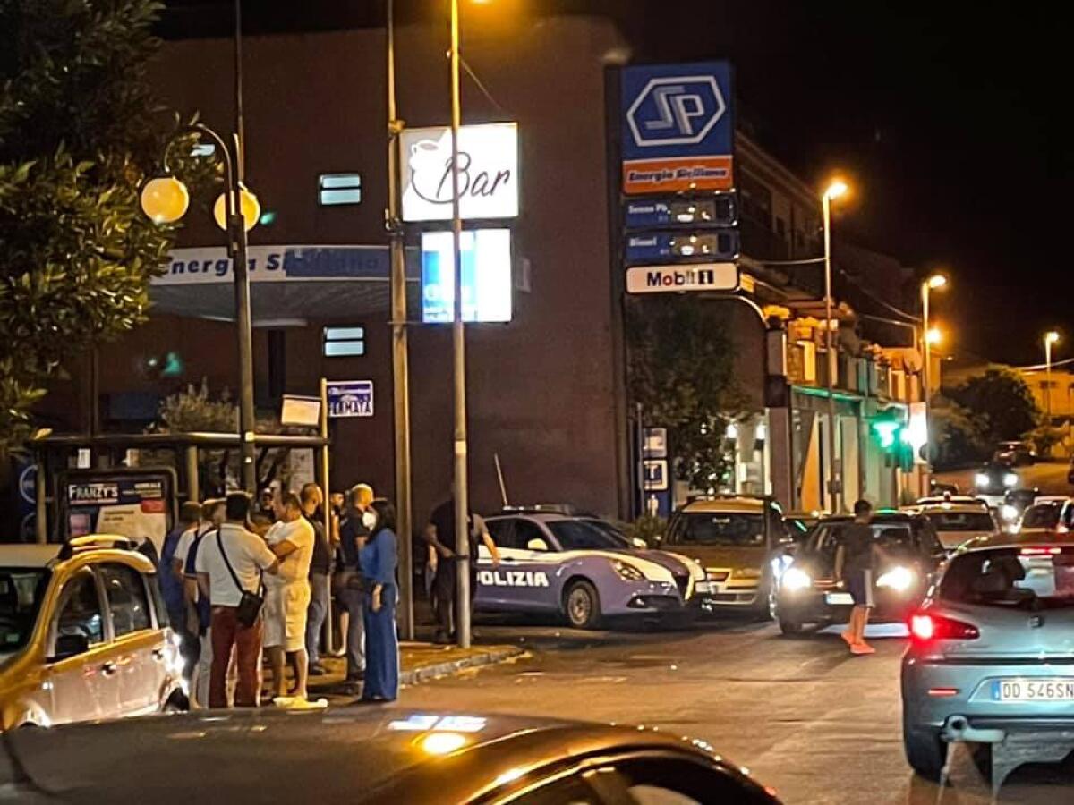 LITE DURANTE UNA CELEBRAZIONE RELIGIOSA. COLPO DI PISTOLA FERISCE CARABINIERE. ARRESTATO 69ENNE - 