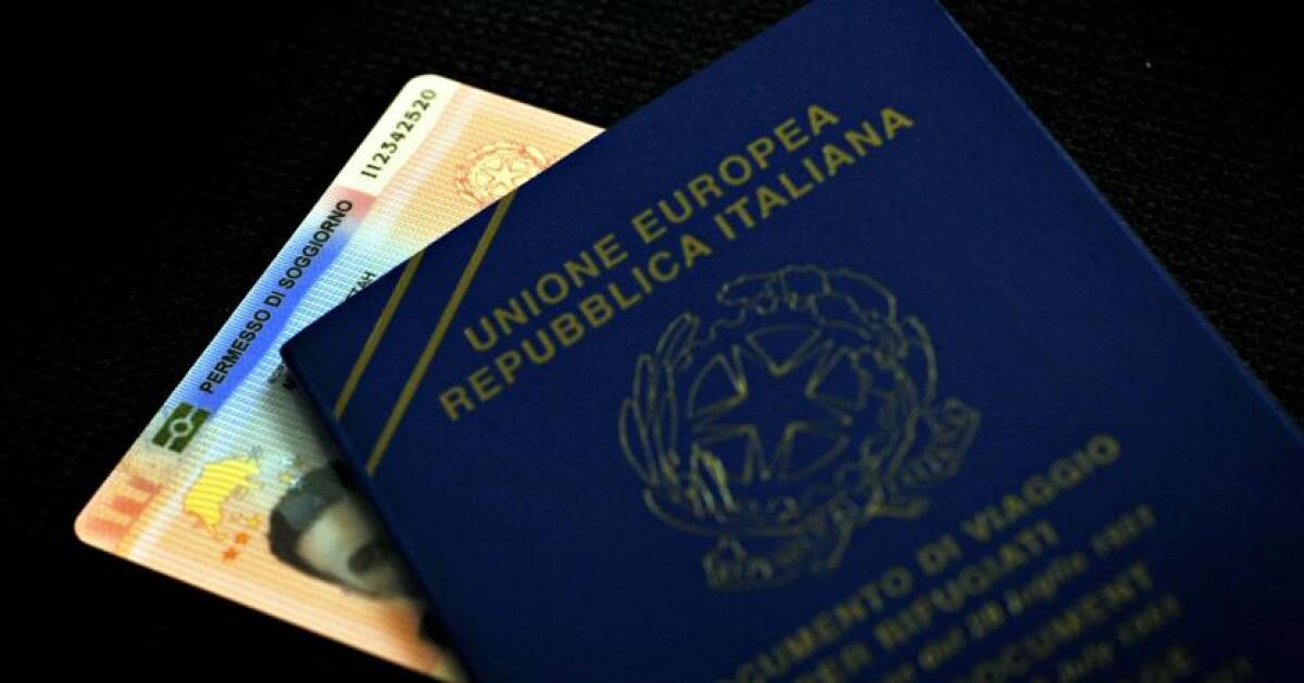 CATANIA: VA A RICHIEDERE IL PERMESSO DI SOGGIORNO PER UN FAMILIARE MA VIENE ARRESTATO, AVEVA IL DOCUMENTO FALSO - 