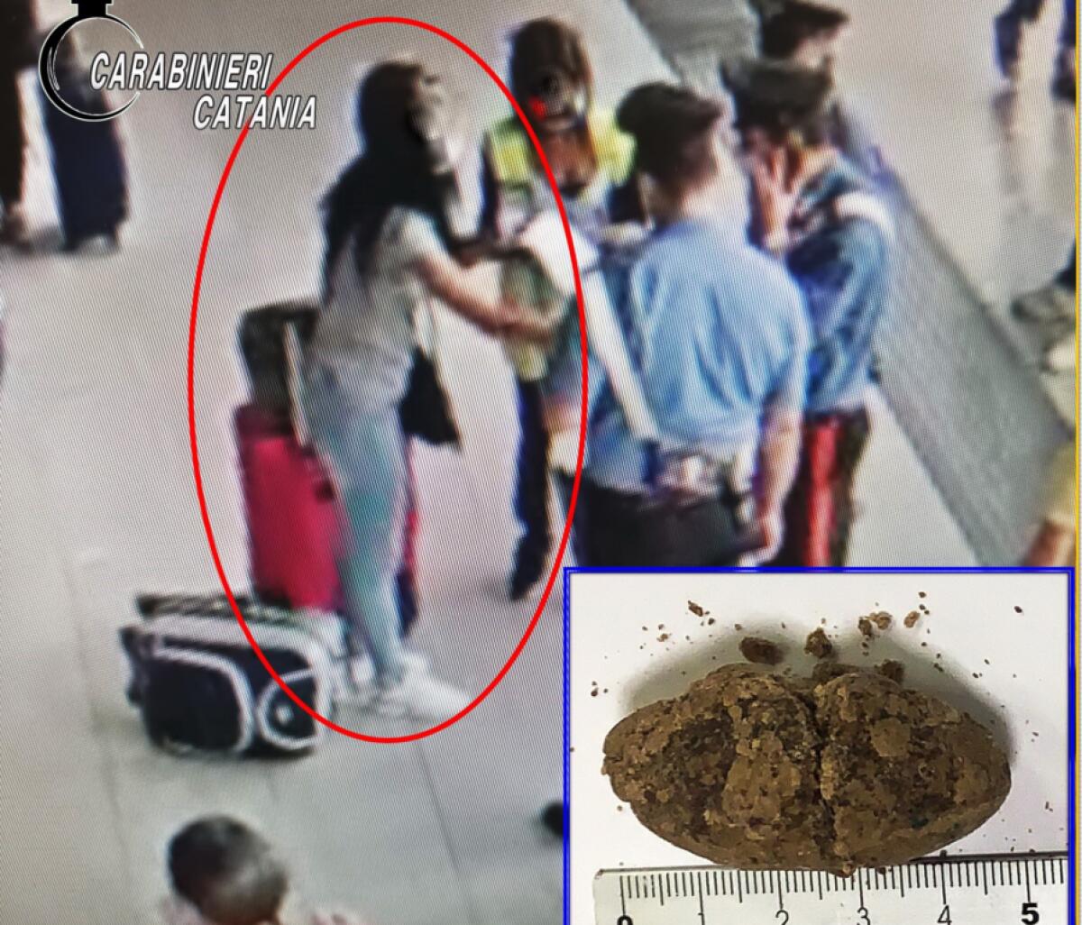 CATANIA. TRASPORTAVA L’EROINA NELLE PARTI INTIME: ARRESTATA IN AEROPORTO - 