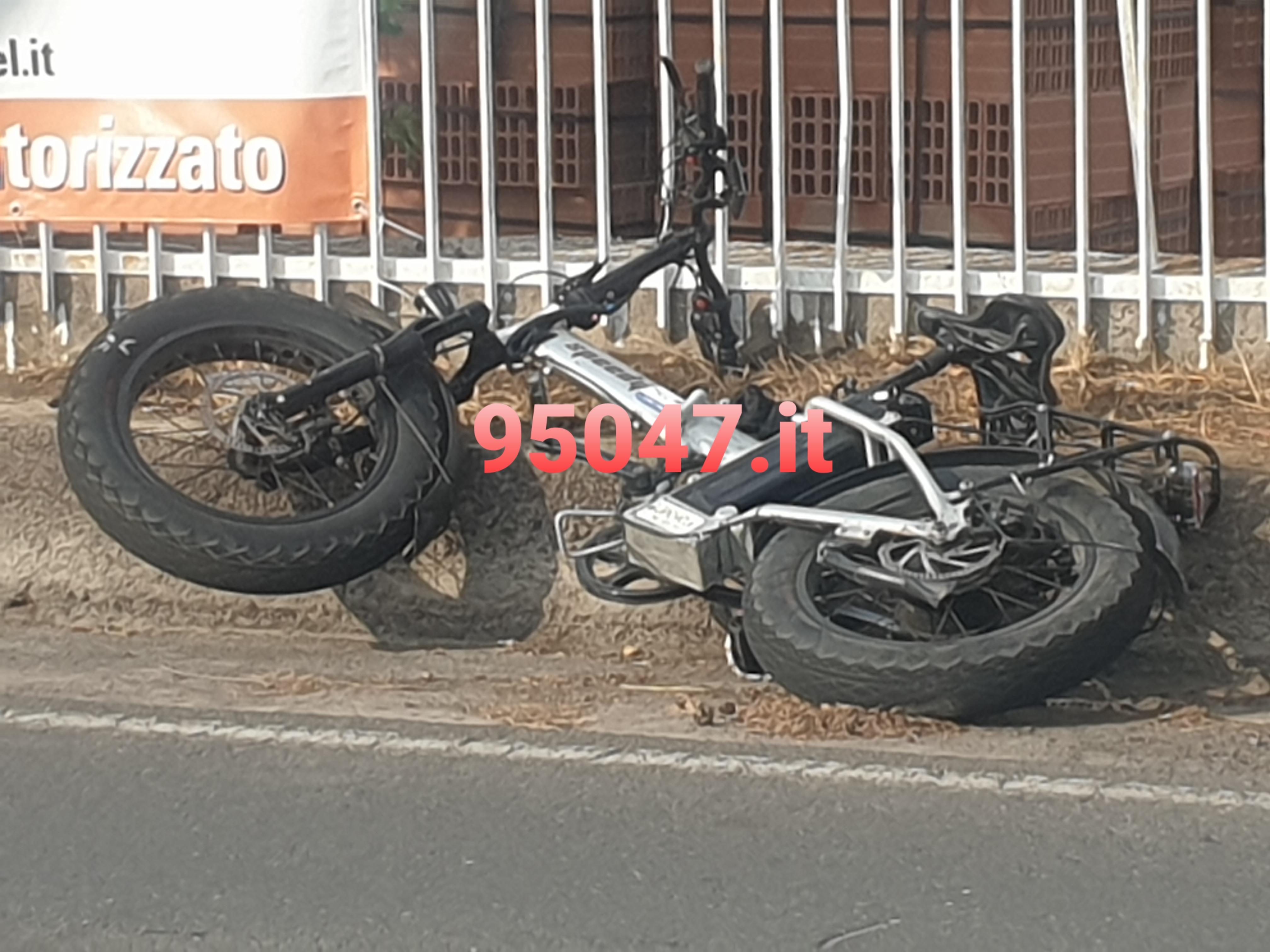 CICLISTA DI ORIGINE PATERNESI IERI INVESTITO DA UN PIRATA DELLA STRADA A BELPASSO: È GRAVE