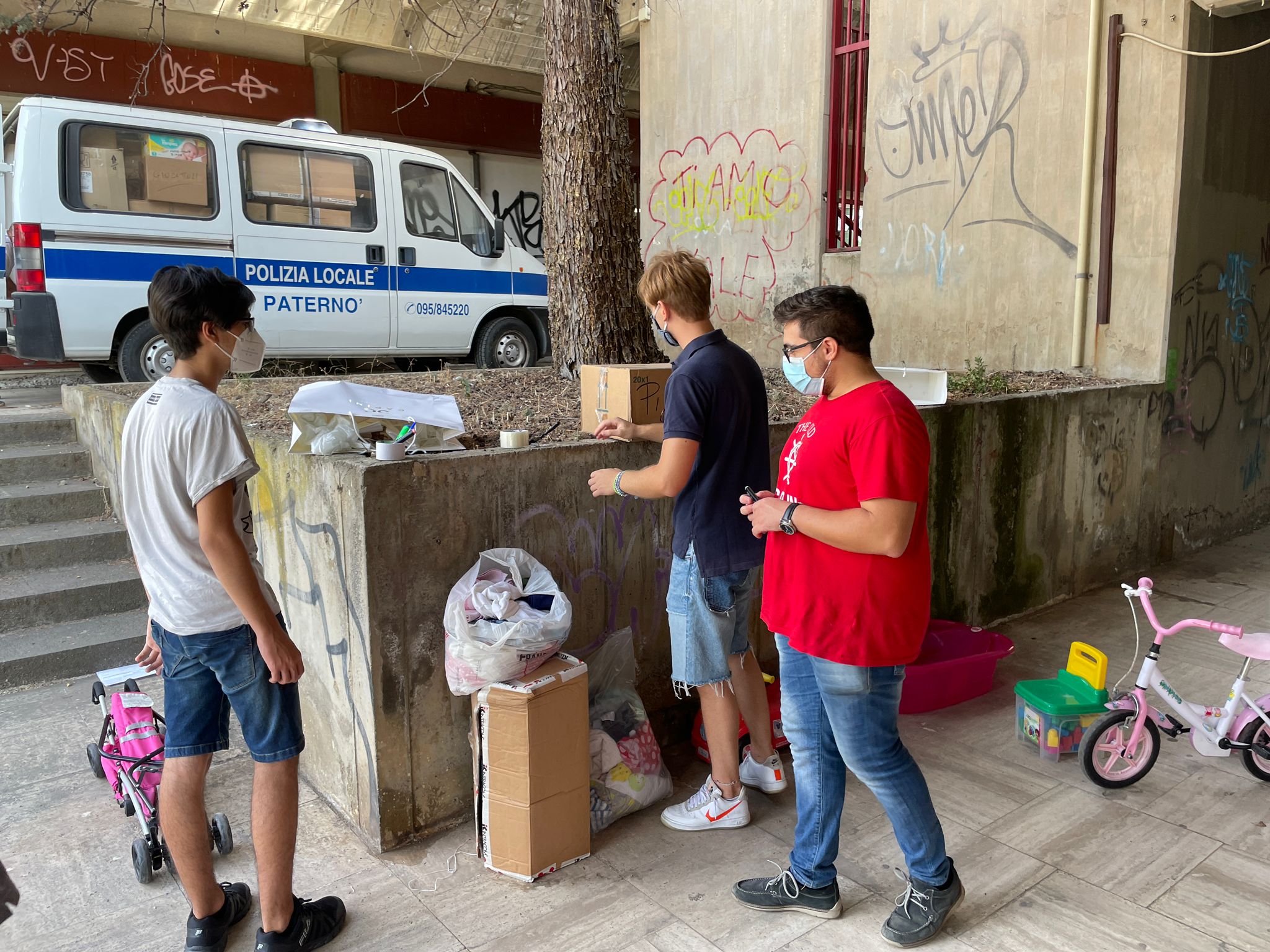 PATERNÒ SOLIDALE, CONSEGNATI ALLA BASE DI SIGONELLA  GLI AIUTI AI PROFUGHI AFGANI.