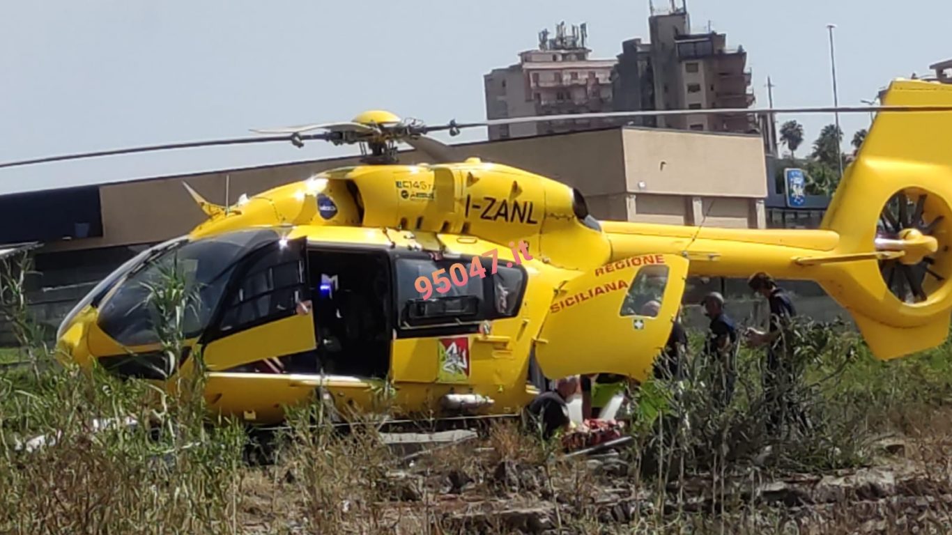 PATERNO': SCONTRO AUTO SCOOTER, FERITI DUE RAGAZZI. INTERVIENE L’ELISOCCORSO