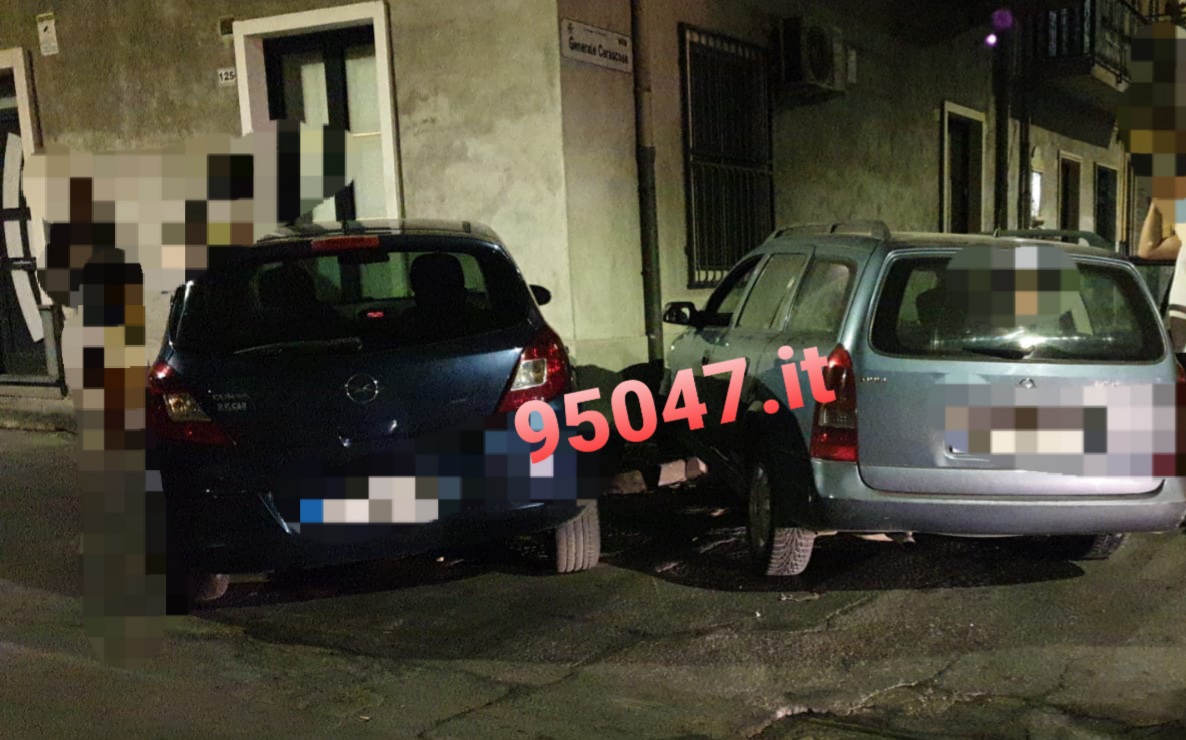 PATERNÒ: SCONTRO TRA DUE AUTO, ENTRAMBE FINISCONO CONTRO IL MURO