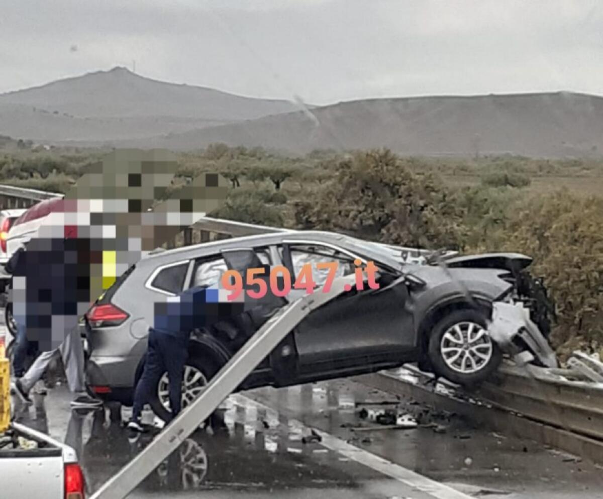 GRAVE INCIDENTE SULLA CATANIA PALERMO - 