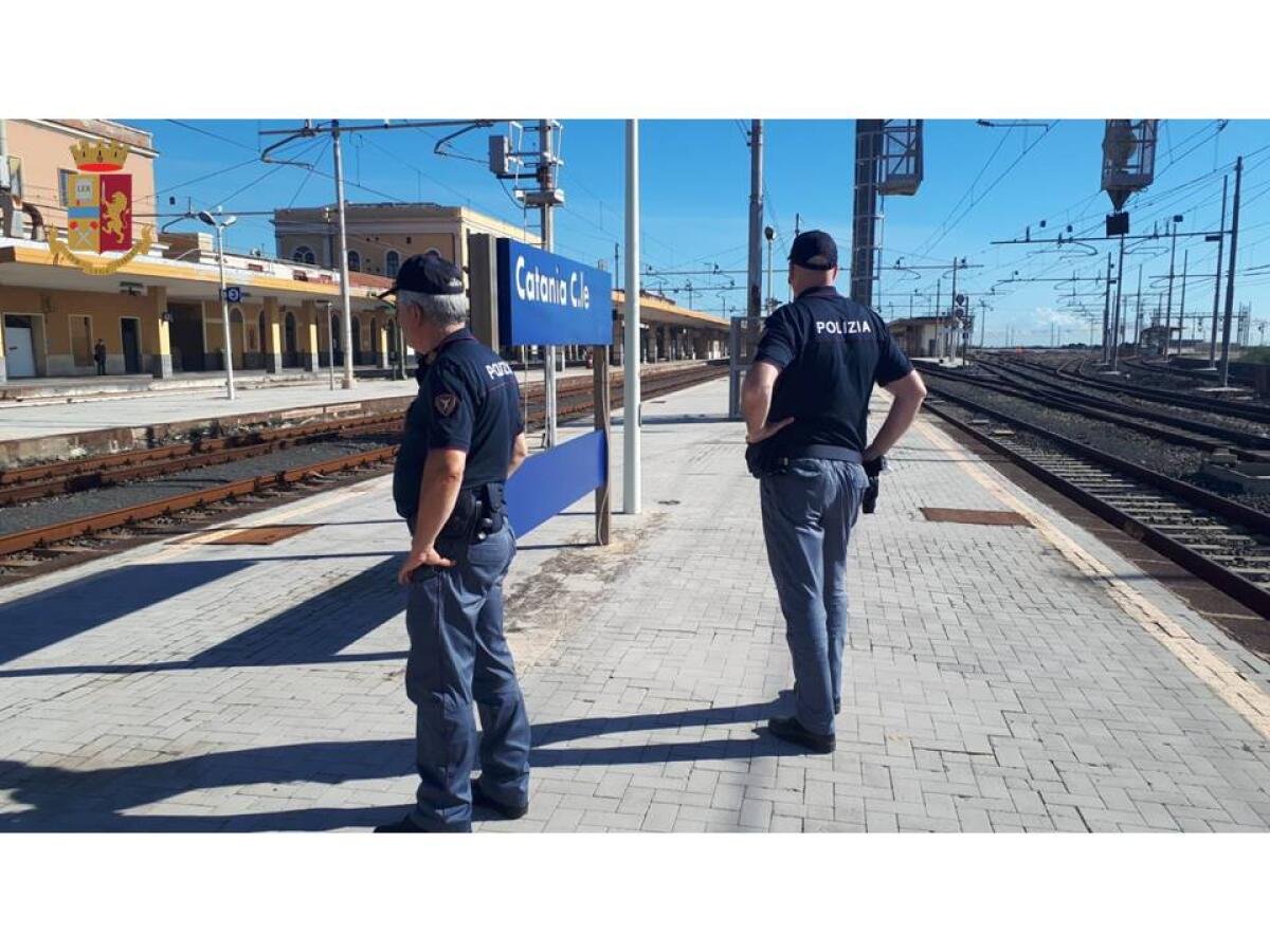 CATANIA. SEQUESTRATO UN DEPOSITO DI UNA DITTA  DI MATERIALE FERROSO   POICHÉ È STATA RISCONTRATA LA MANCANZA DI AUTORIZZAZIONE - 