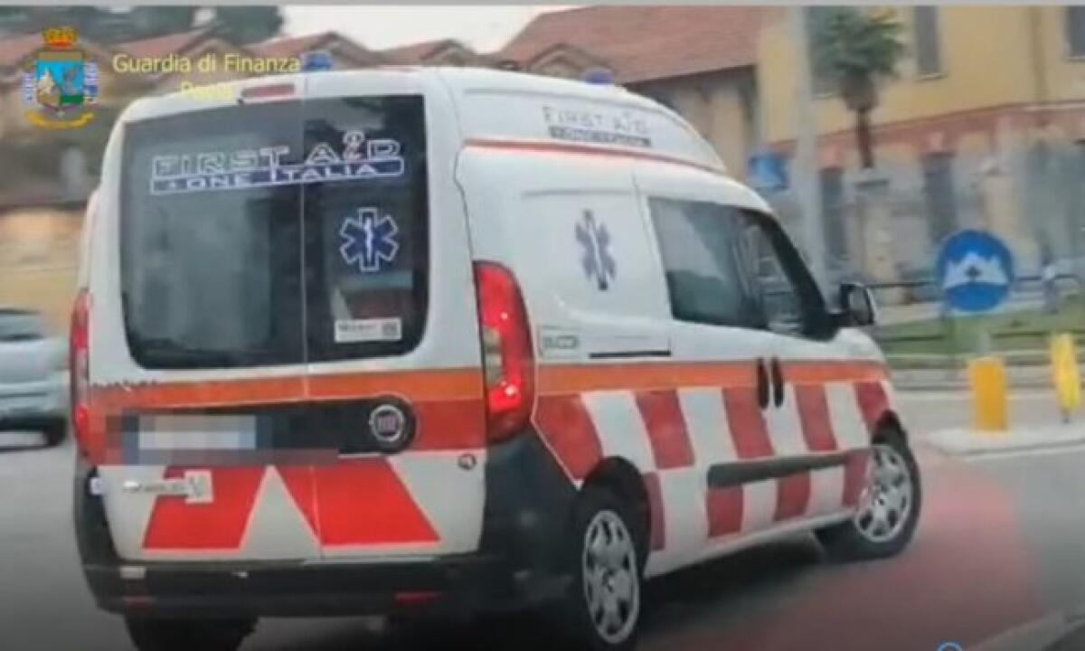 AMBULANZE NON SANIFICATE E APPALTI TRUCCATI, SEQUESTRATA COOPERATIVA FIRST AID ONE ITALIA - 