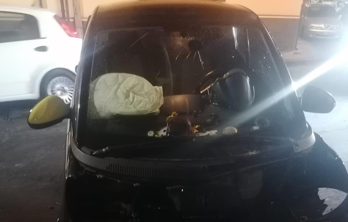 PATERNO: INCIDENTE NELLA NOTTE IN VIA CIRCUMVALLAZIONE , FERITI - 