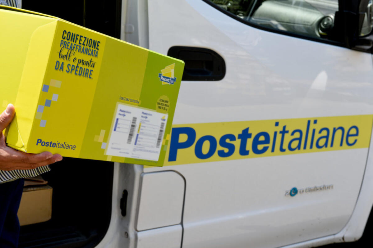 Poste Italiane: cresce ancora la consegna dei pacchi e-commerce in Sicilia - 