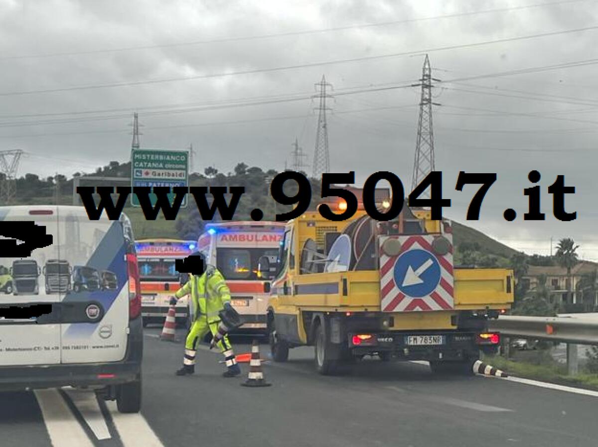 DOPPIO INCIDENTE SULLA TANGENZIALE DI CATANIA, LUNGHE CODE - 
