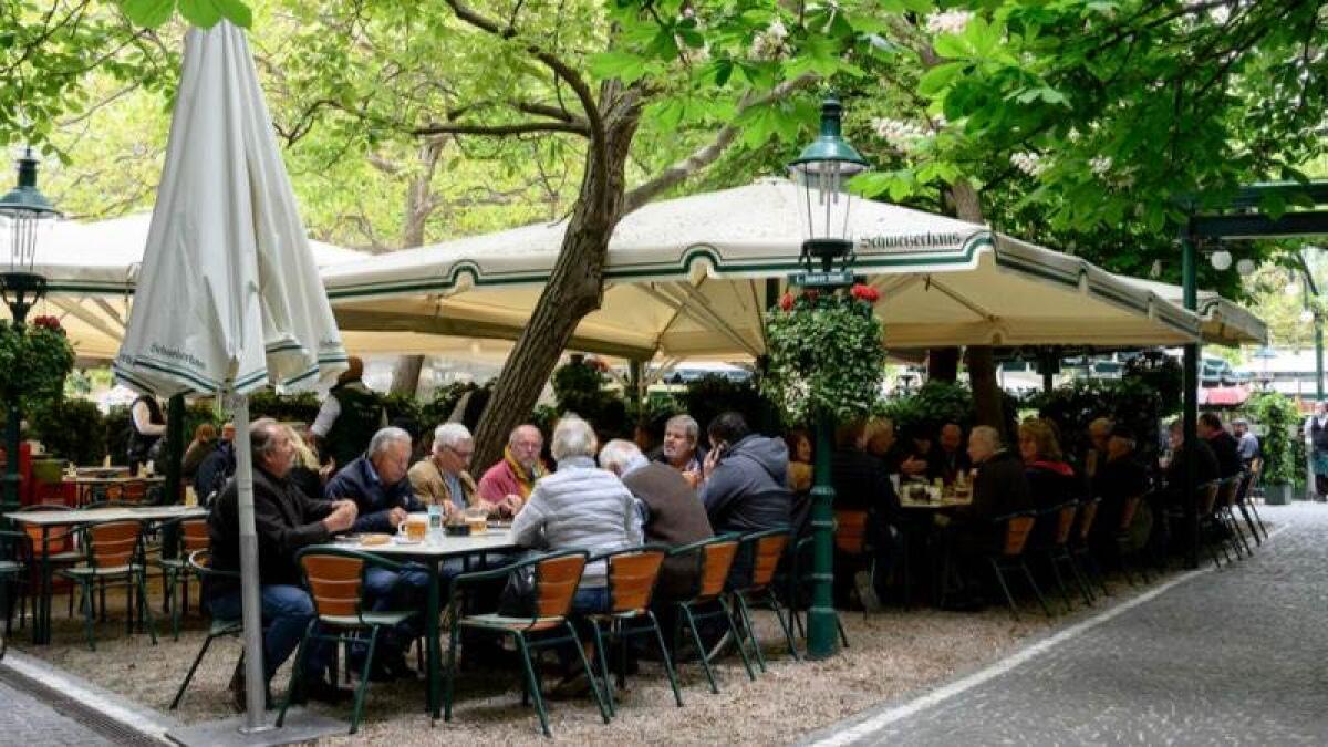 AUSTRIA, DA LUNEDÌ 8 NOVEMBRE SARÀ LOCKDOWN PER CHI NON È VACCINATO - 