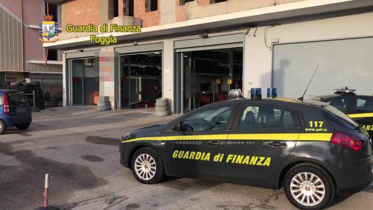 ARRESTATO DIRIGENTE COMUNALE NEL FOGGIANO, IN TRE ANNI AVREBBE SOTTRATTO ALLE CASSE DEL COMUNE  OLTRE UN MILIONE DI  EURO - 