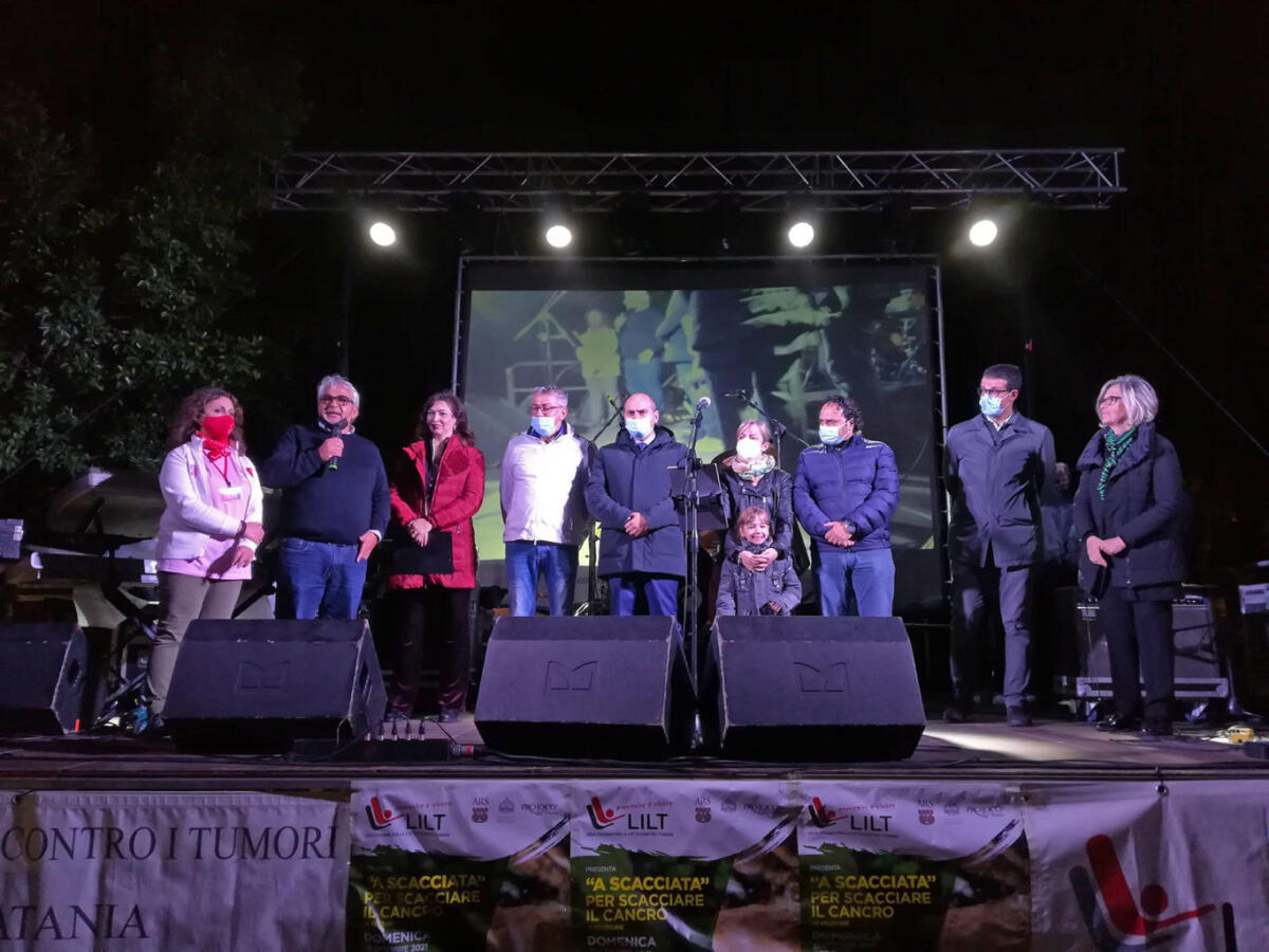 BELPASSO, IERI "A SCACCIATA PER SCACCIARE IL CANCRO" DELLA LILT - 