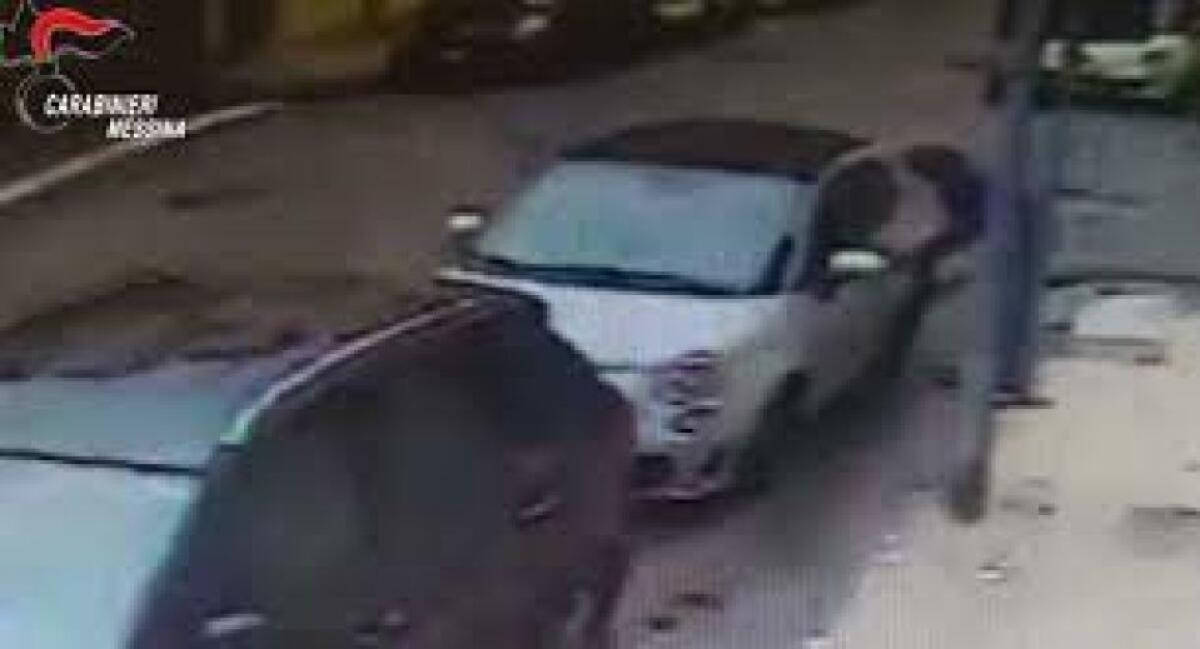 IN TRASFERTA A MESSINA PER RUBARE DUE FIAT 500, ARRESTATI DUE LADRI CATANESI - 