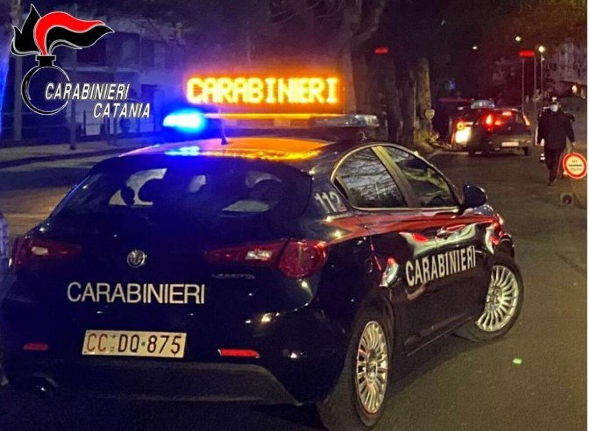 CATANIA: "CONSEGNA 40 EURO PER RIAVERE IL TELEFONO RUBATO",   ARRESTATO PER ESTORSIONE - 