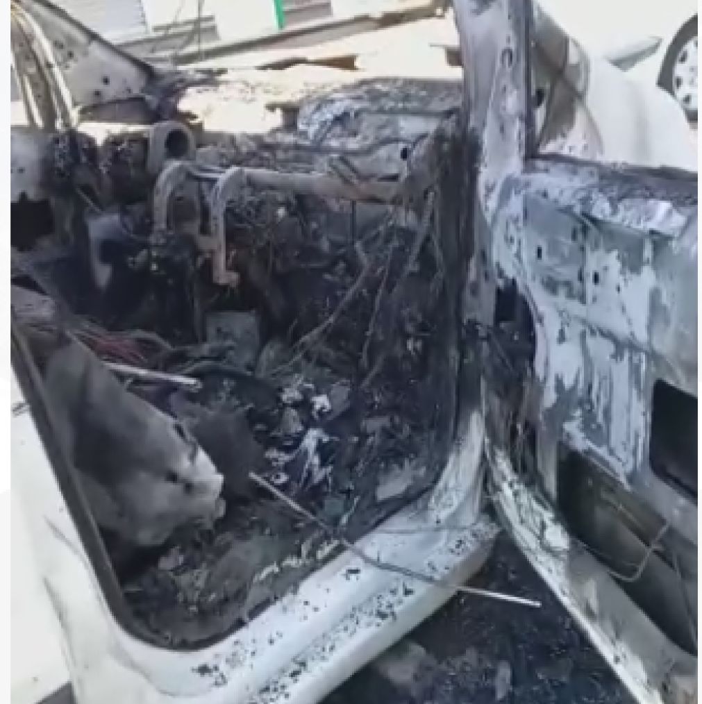 SANTA MARIA DI LICODIA: FURGONE IN FIAMME QUESTA MATTINA, NESSUN FERITO