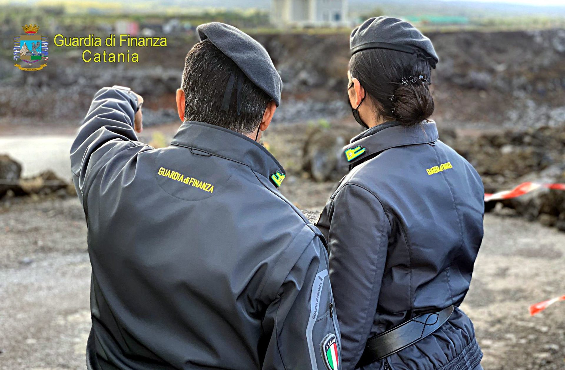 RANDAZZO, SEQUESTRATA   CAVA ABUSIVA DI ROCCIA LAVICA: DUE DENUNCIATI