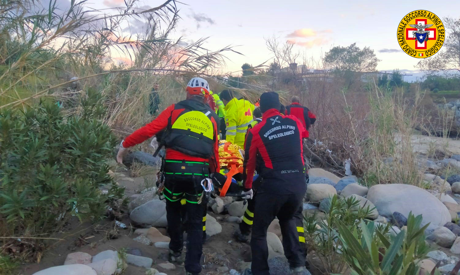 TRAGEDIA A GIARDINI NAXOS, 33ENNE MOTOCICLISTA MUORE NEL FIUME ALCANTARA