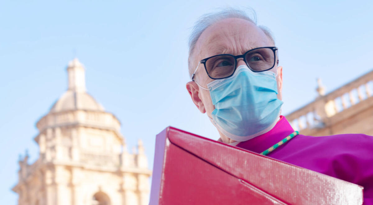 IL VESCOVO DI MAZARA: BATTESIMI E CRESIME, NO AI PADRINI FINO AL 2024 - 