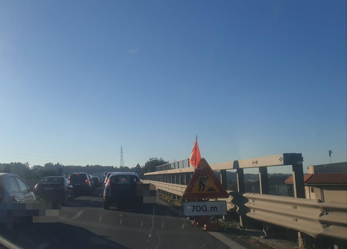 CONTINUANO I LAVORI SULLA SS121,  LUNGHE  CODE IN DIREZIONE CATANIA - 