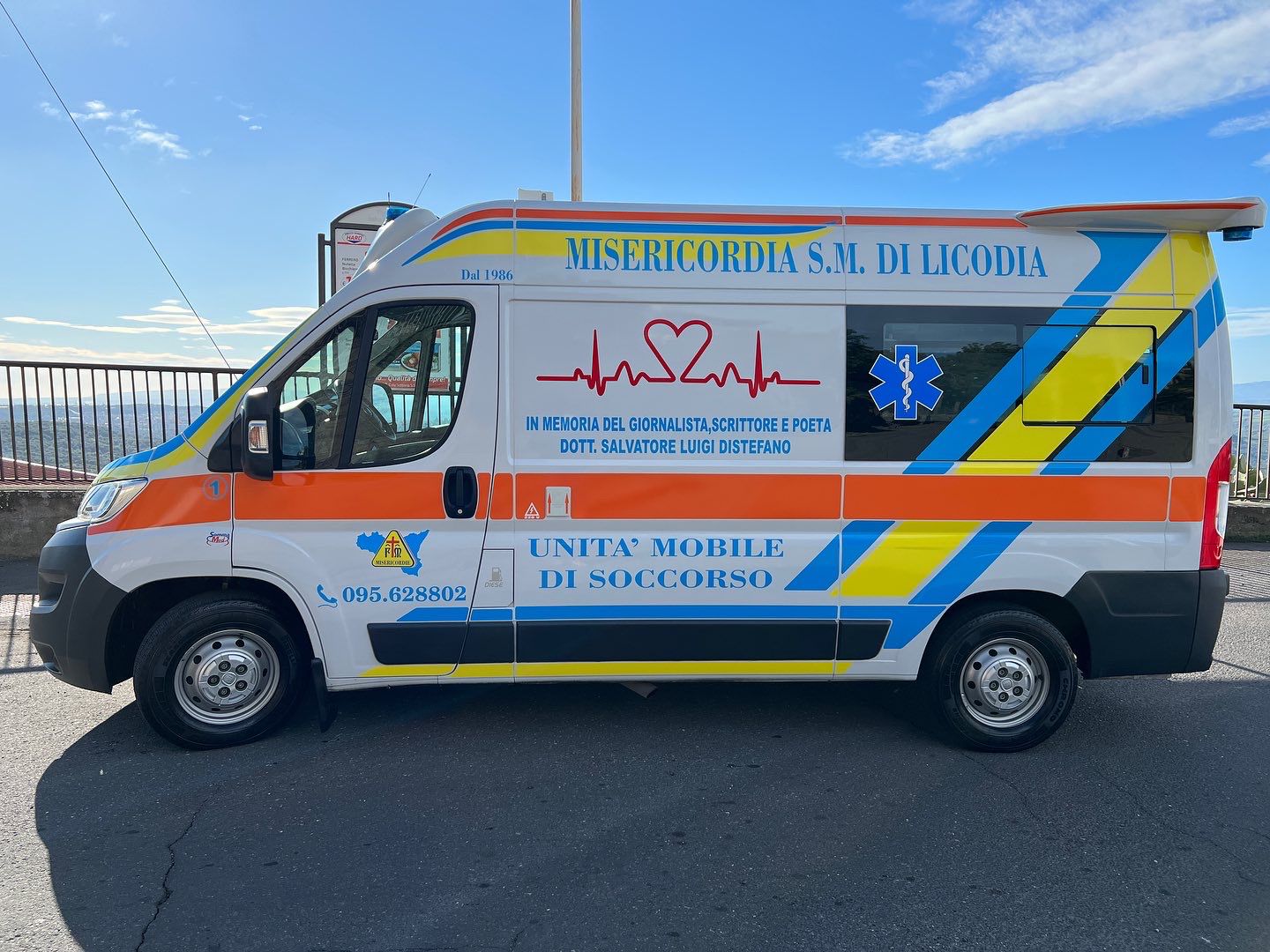 INAUGURATE DUE AMBULANZE DALLA MISERICORDIA DI SANTA MARIA DI LICODIA