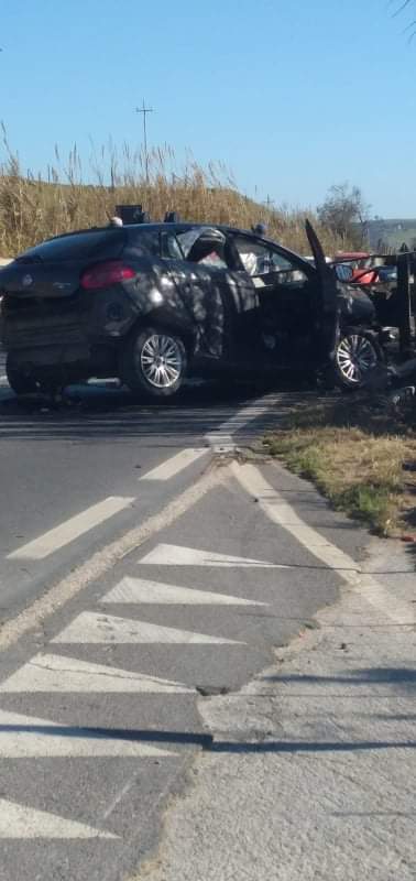 VIOLENTO SCONTRO TRA DUE AUTOVETTURE SULLA SULLA SS 115 GELA-VITTORIA, UN FERITO GRAVE