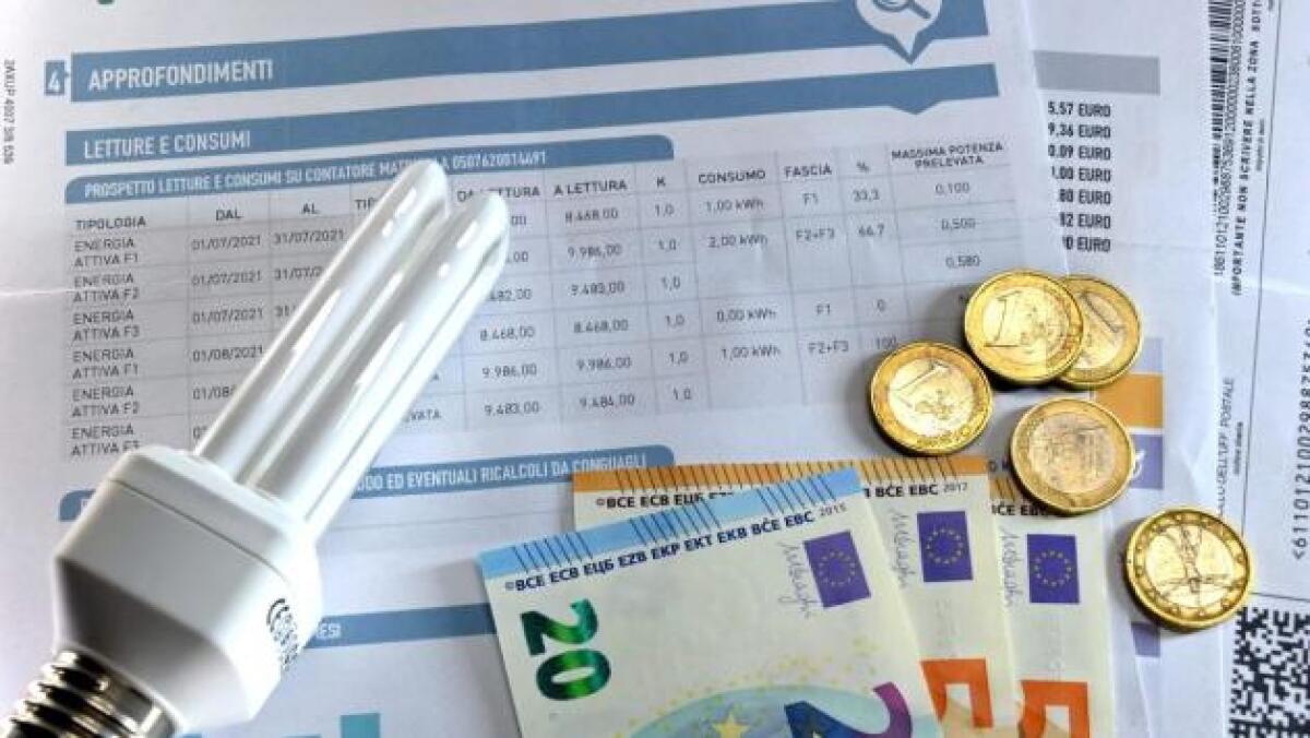 Il caro energia spinge i listini dei prezzi: verso una stangata da 38,5 miliardi - 