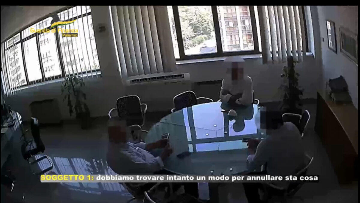 BUFERA ALL'AZIENDA SICILIANA TRASPORTI. GARE TRUCCATE E CORRUZIONE, ARRESTATO L’EX DIRETTORE, 16 INDAGATI. I NOMI - 