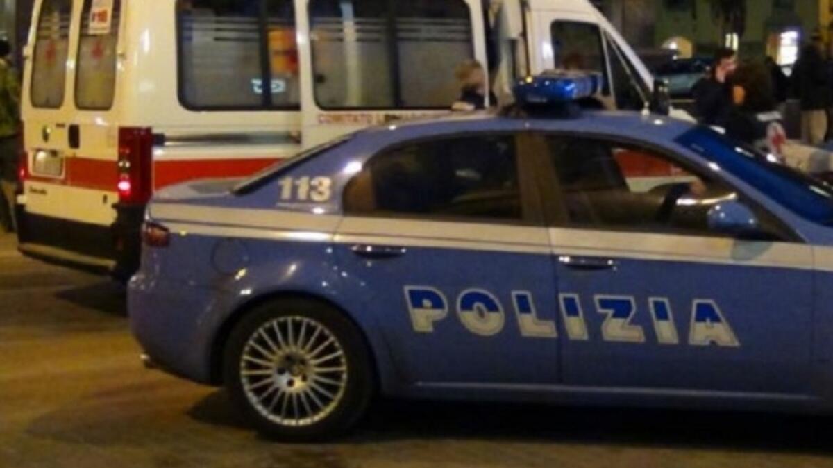 COMO. DONNA MORTA DA SOLA SU UNA SEDIA DELLA CUCINA E TROVATA DOPO PIÙ DI DUE ANNI - 