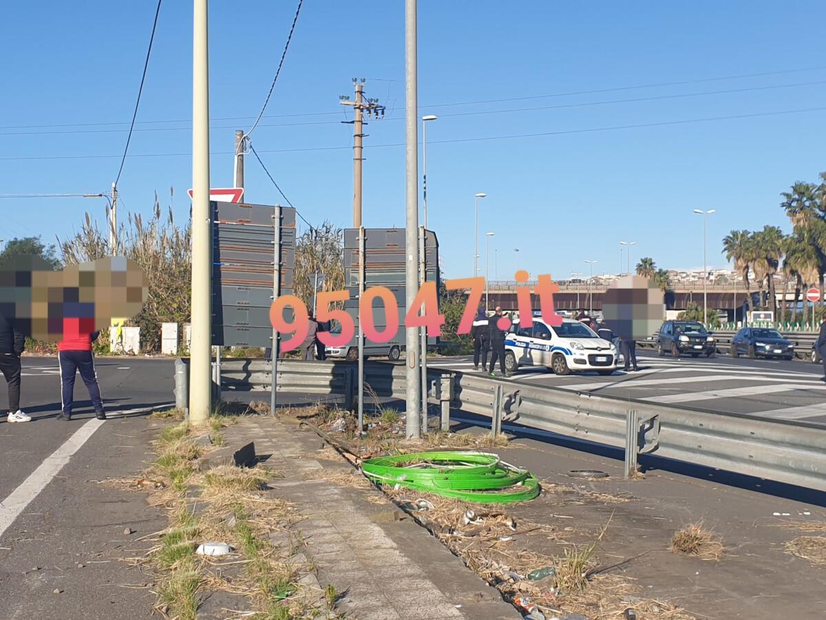 NO A CARO CARBURANTE, PRESIDIO CAMIONISTI SULLA SS121 - 