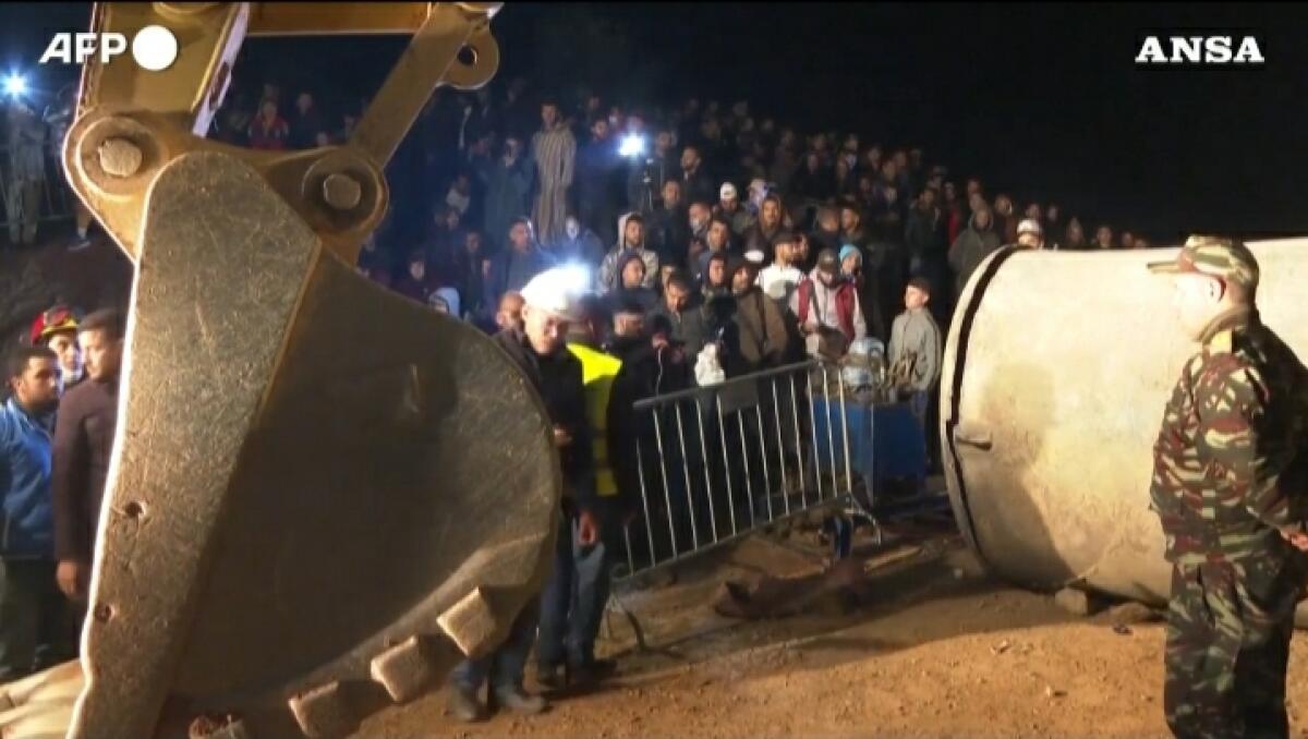 I SOCCORRITORI HANNO RAGGIUNTO RAYAN, IL BAMBINO NON HA FERITE GRAVI - 