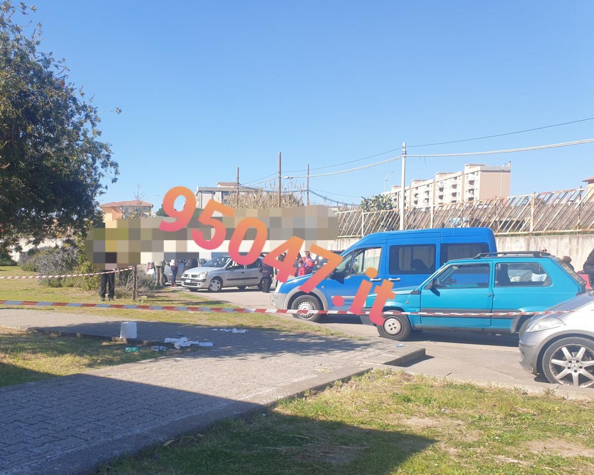 PATERNÒ: PRESO E DENUNCIATO L AGGRESSORE DELLA LITE DAVANTI ALLA SCUOLA , ERA A CASA DEI NONNI - 