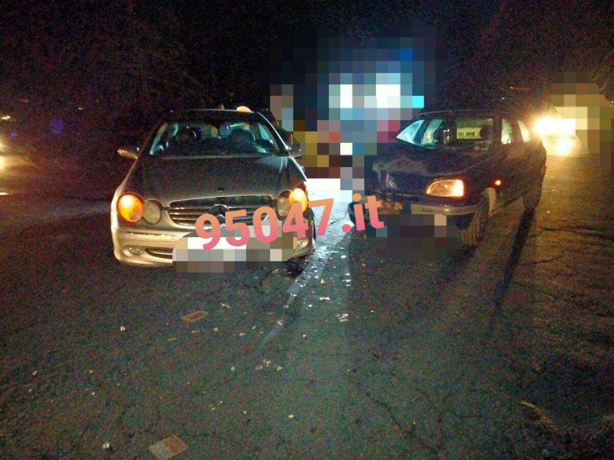 SCONTRO TRA DUE AUTO NEI PRESSI DI “CURRONE” IERI SERA - 