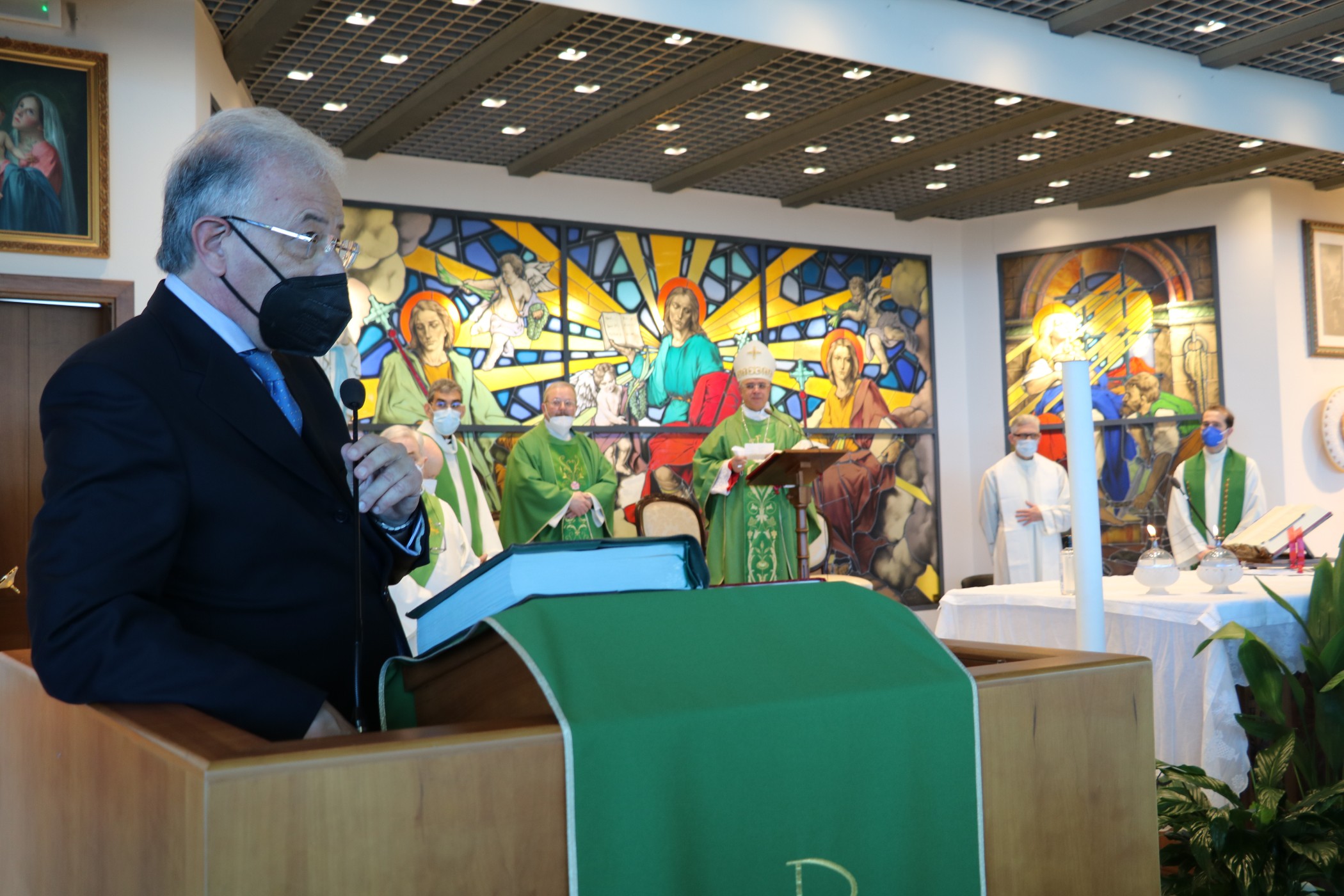 AL CANNIZZARO LA PRIMA TAPPA PASTORALE NEGLI OSPEDALI DEL NUOVO ARCIVESCOVO RENNA