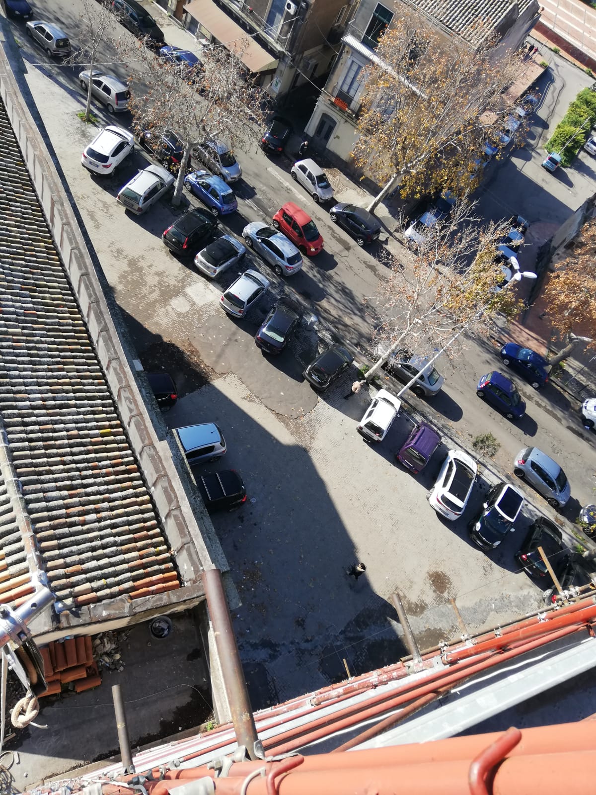 GRUPPO SCOUT PATERNÒ 3 " NON CI FERMEREMO, FINO A QUANDO LA PIAZZA VITTORIO VENETO NON TORNERÀ LIBERA E DI TUTTI"